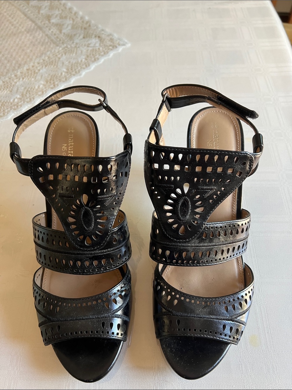 Naturalizer ladies open toe shoes